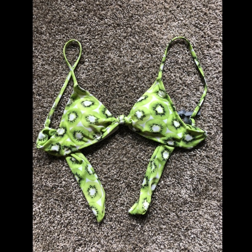 Aerie knot bikini top